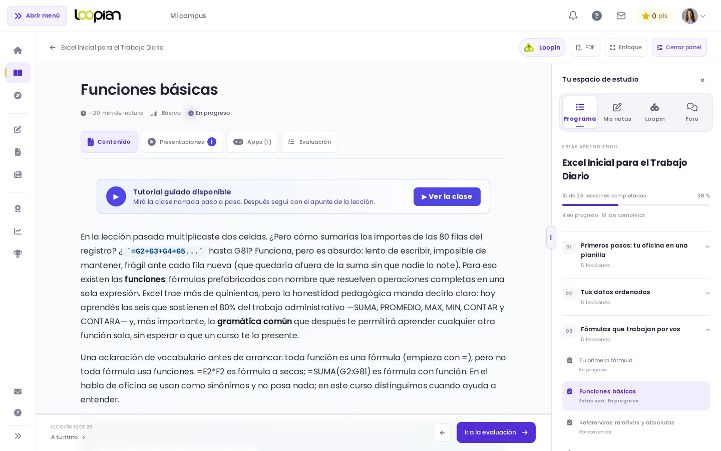 Lección «Funciones básicas» con el panel de estudio abierto